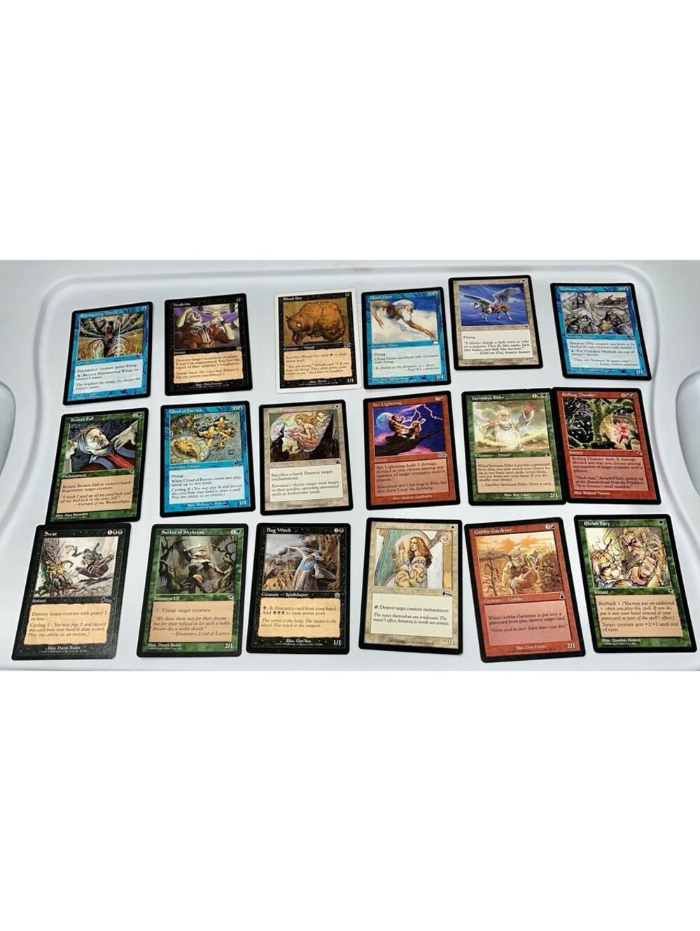Magic: The Gathering - 30 cards Assorted sets/ no lands. Multiple Sets Bundle 5